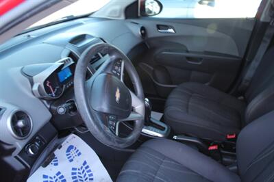 2014 Chevrolet Sonic LT Auto   - Photo 13 - Tulsa, OK 74112