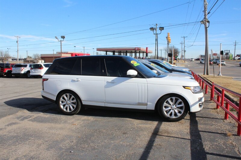 2016 Land Rover Range Rover HSE's photo