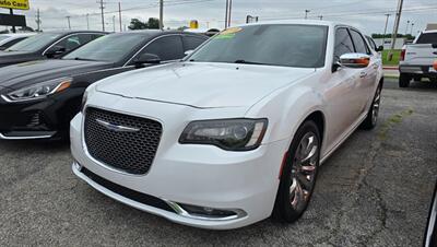 2019 Chrysler 300 Series Limited - Photo 4 - Tulsa, OK 74112