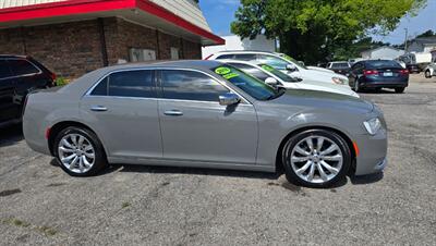2018 Chrysler 300 Series Limited - Photo 3 - Tulsa, OK 74112