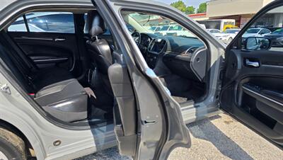 2018 Chrysler 300 Series Limited - Photo 16 - Tulsa, OK 74112