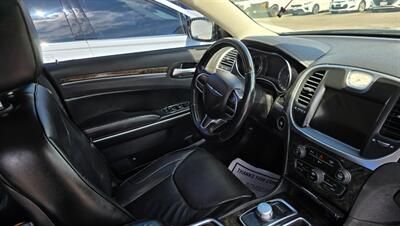 2018 Chrysler 300 Series Limited - Photo 13 - Tulsa, OK 74112