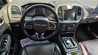 2018 Chrysler 300 Series Limited - Photo 18 - Tulsa, OK 74112
