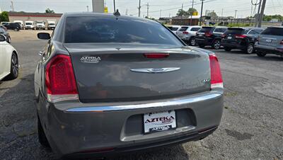 2018 Chrysler 300 Series Limited - Photo 8 - Tulsa, OK 74112
