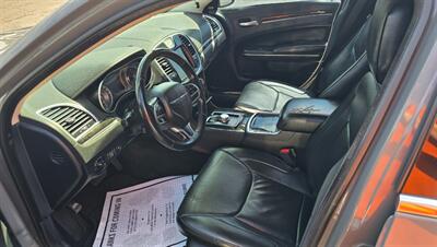 2018 Chrysler 300 Series Limited - Photo 24 - Tulsa, OK 74112