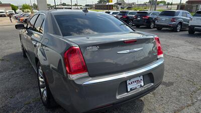 2018 Chrysler 300 Series Limited - Photo 7 - Tulsa, OK 74112