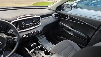 2017 Kia Sorento LX - Photo 17 - Tulsa, OK 74112