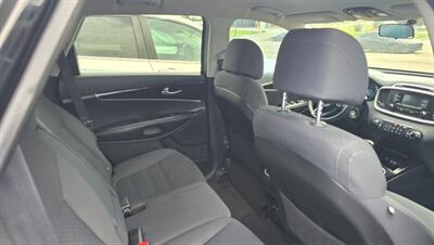 2017 Kia Sorento LX - Photo 13 - Tulsa, OK 74112