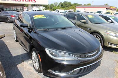 2016 Chrysler 200 Limited Platinum   - Photo 1 - Tulsa, OK 74112