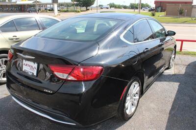 2016 Chrysler 200 Limited Platinum   - Photo 3 - Tulsa, OK 74112