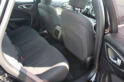 2016 Chrysler 200 Limited Platinum   - Photo 7 - Tulsa, OK 74112