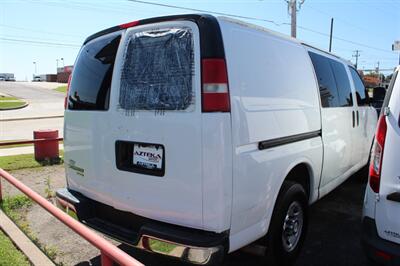 2014 Chevrolet Express 2500   - Photo 10 - Tulsa, OK 74112