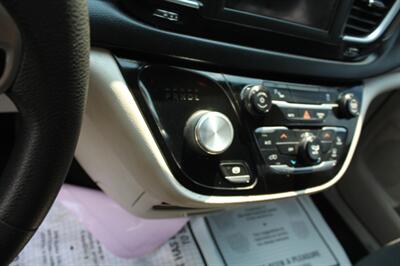 2018 Chrysler Pacifica L   - Photo 22 - Tulsa, OK 74112