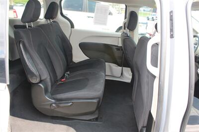 2018 Chrysler Pacifica L   - Photo 11 - Tulsa, OK 74112