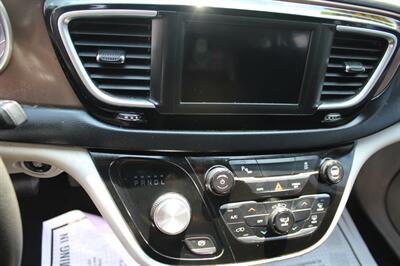2018 Chrysler Pacifica L   - Photo 20 - Tulsa, OK 74112