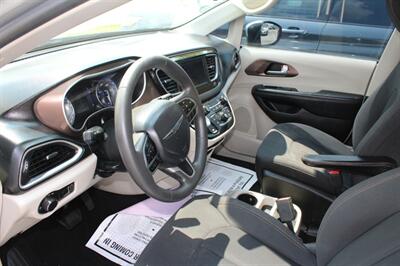 2018 Chrysler Pacifica L   - Photo 18 - Tulsa, OK 74112