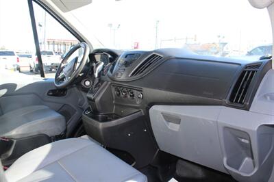2017 Ford Transit 250 - Photo 5 - Tulsa, OK 74112