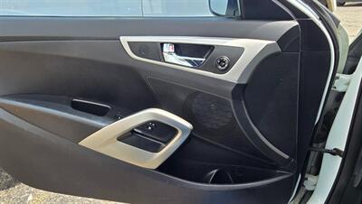 2016 Hyundai VELOSTER Tech   - Photo 20 - Tulsa, OK 74112
