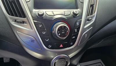 2016 Hyundai VELOSTER Tech   - Photo 24 - Tulsa, OK 74112