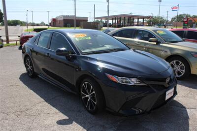 2019 Toyota Camry LE   - Photo 3 - Tulsa, OK 74112