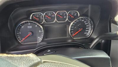 2015 Chevrolet Suburban LT - Photo 12 - Tulsa, OK 74112