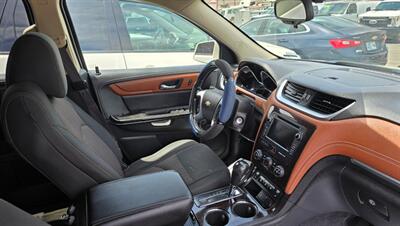 2015 Chevrolet Traverse LT   - Photo 6 - Tulsa, OK 74112