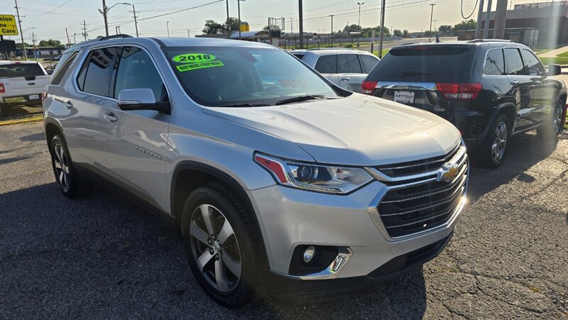 2018 Chevrolet Traverse LT Leather   - Photo 1 - Tulsa, OK 74112