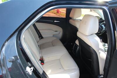 2017 Chrysler 300C   - Photo 7 - Tulsa, OK 74112