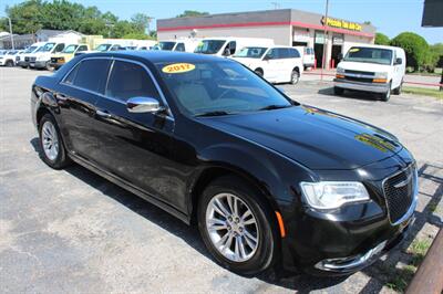 2017 Chrysler 300C   - Photo 22 - Tulsa, OK 74112