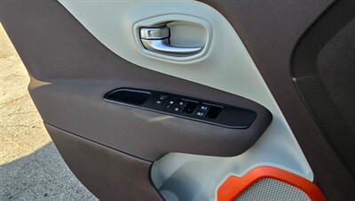 2015 Jeep Renegade Latitude   - Photo 19 - Tulsa, OK 74112