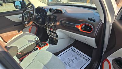 2015 Jeep Renegade Latitude   - Photo 11 - Tulsa, OK 74112