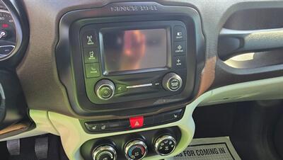 2015 Jeep Renegade Latitude   - Photo 22 - Tulsa, OK 74112