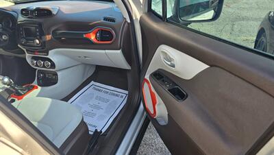 2015 Jeep Renegade Latitude   - Photo 12 - Tulsa, OK 74112