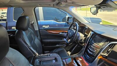 2015 Cadillac Escalade Luxury - Photo 8 - Tulsa, OK 74112