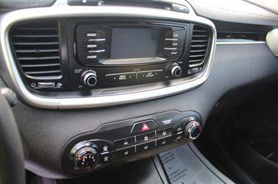 2017 Kia Sorento LX   - Photo 12 - Tulsa, OK 74112