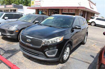 2017 Kia Sorento LX   - Photo 2 - Tulsa, OK 74112