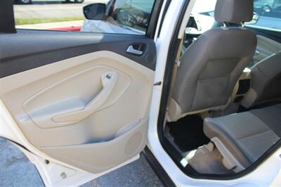 2016 Ford Escape SE - Photo 15 - Tulsa, OK 74112