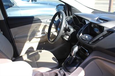 2016 Ford Escape SE - Photo 10 - Tulsa, OK 74112