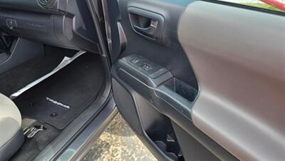 2018 Toyota Tacoma SR - Photo 12 - Tulsa, OK 74112