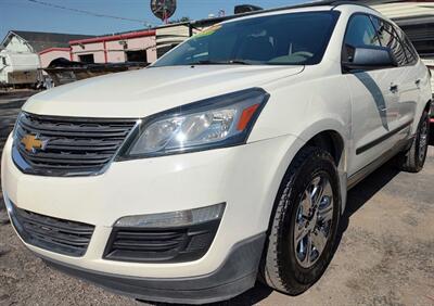 2014 Chevrolet Traverse LS   - Photo 2 - Tulsa, OK 74112