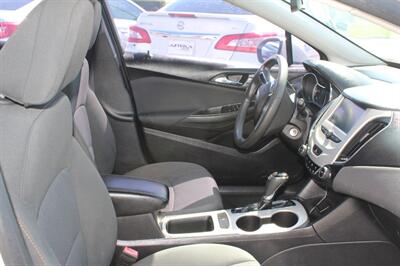 2017 Chevrolet Cruze LS Auto   - Photo 8 - Tulsa, OK 74112