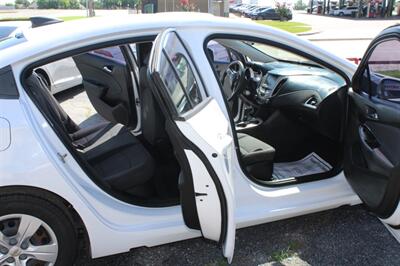 2017 Chevrolet Cruze LS Auto   - Photo 18 - Tulsa, OK 74112