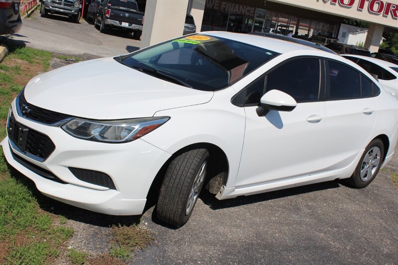 2017 Chevrolet Cruze LS Auto  