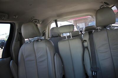 2011 Toyota Sienna XLE 8-Passenger - Photo 28 - Tulsa, OK 74112