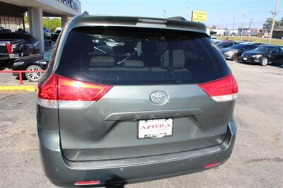2011 Toyota Sienna XLE 8-Passenger - Photo 5 - Tulsa, OK 74112