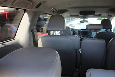 2011 Toyota Sienna XLE 8-Passenger - Photo 19 - Tulsa, OK 74112