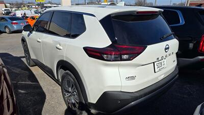 2021 Nissan Rogue SV - Photo 3 - Tulsa, OK 74112