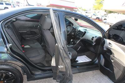 2014 Chevrolet Sonic LT Auto   - Photo 9 - Tulsa, OK 74112