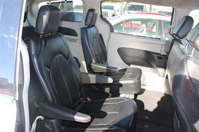 2017 Chrysler Pacifica Touring-L - Photo 29 - Tulsa, OK 74112