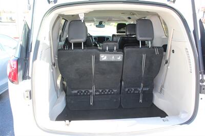 2017 Chrysler Pacifica Touring-L - Photo 7 - Tulsa, OK 74112